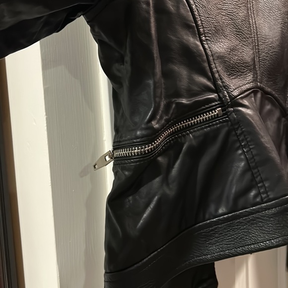 [blankNYC] vegan leather jacket - Picture 4 of 7